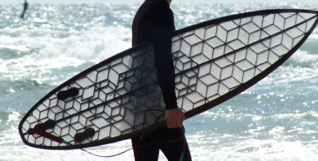 Écoresponsables et design : les surfs imprimés en 3D débarquent sur nos plages !